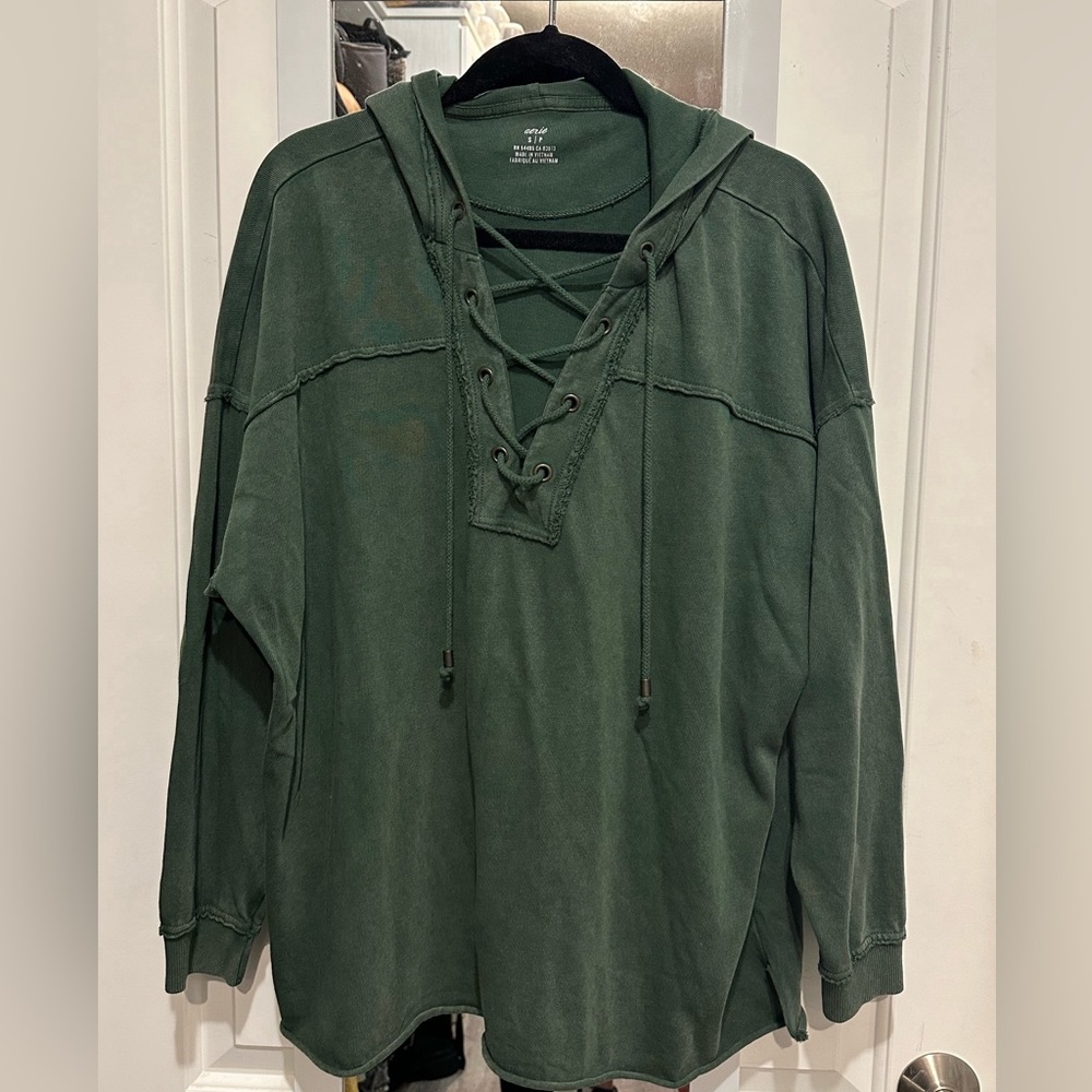 Aerie distressed green sweatshirt oversized size small. Brand new